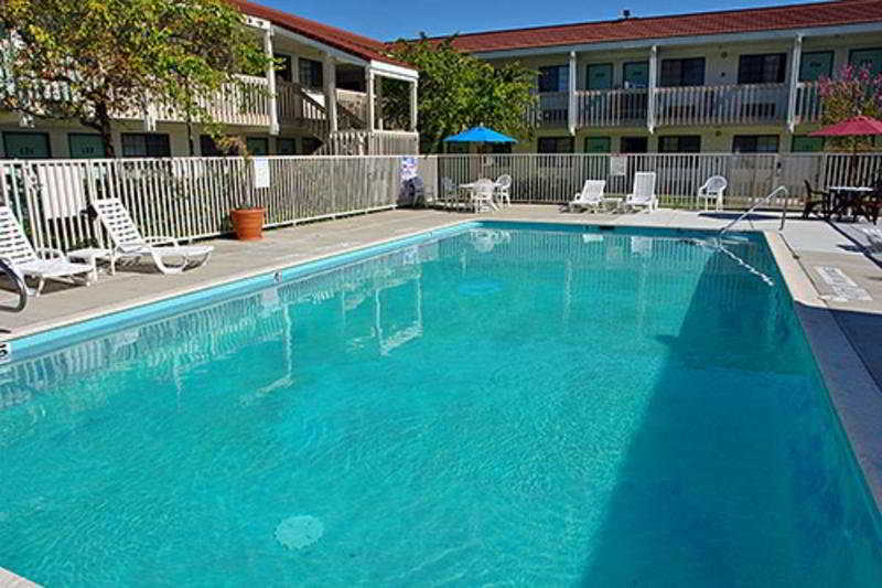 Motel 6-Redding, Ca - South Zewnętrze zdjęcie