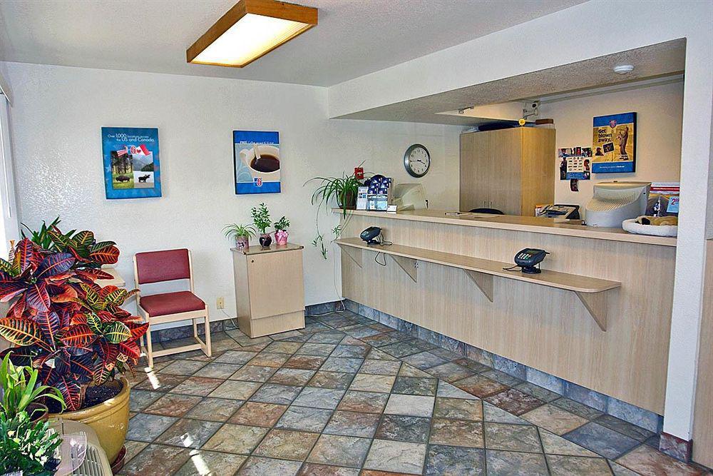 Motel 6-Redding, Ca - South Zewnętrze zdjęcie